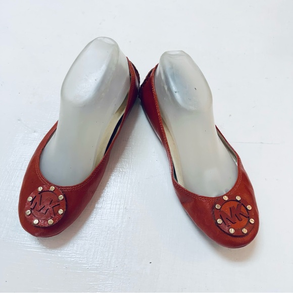 michael michael kors driver women’s leather flats light red Size 7M - Picture 12 of 12